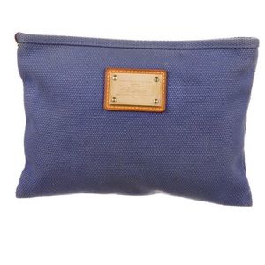 Louis Vuitton Pochette